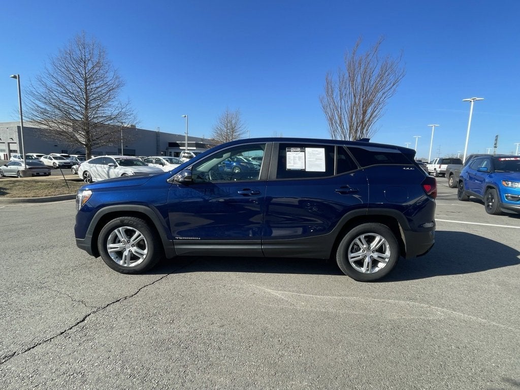 2022 GMC Terrain SLE