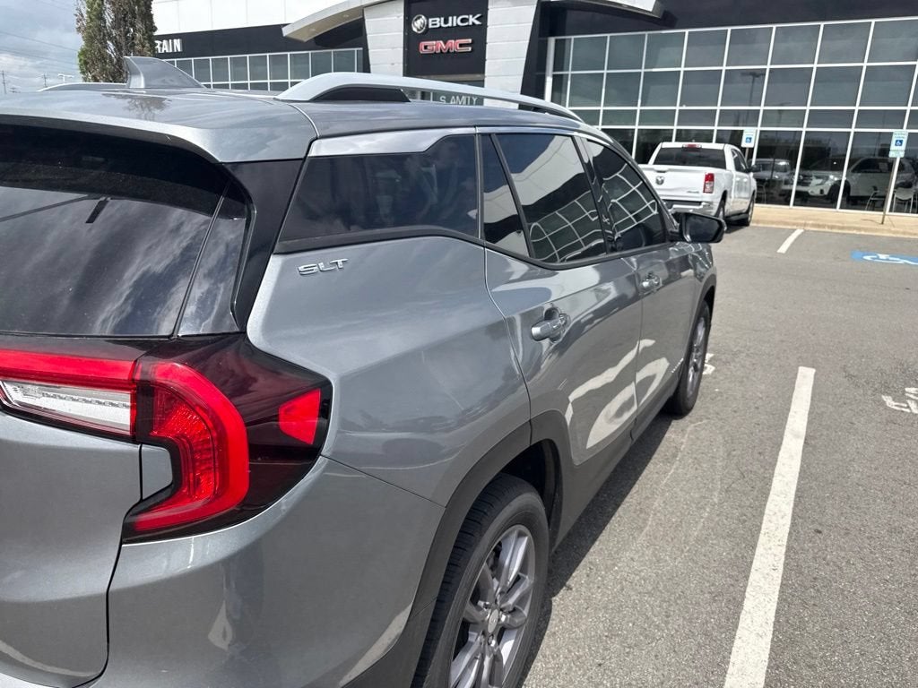 2023 GMC Terrain SLT