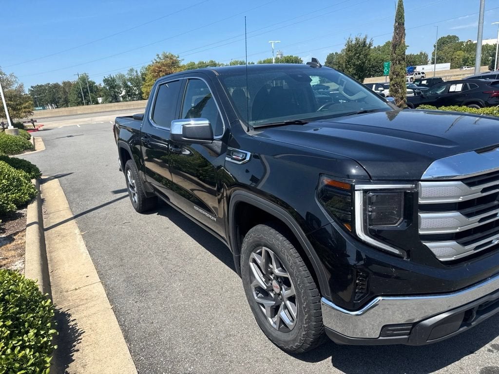 2024 GMC Sierra 1500 SLE