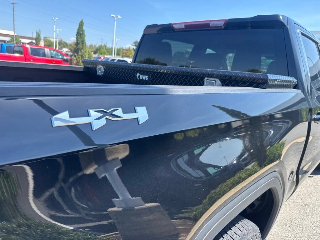 2024 GMC Sierra 1500 SLE