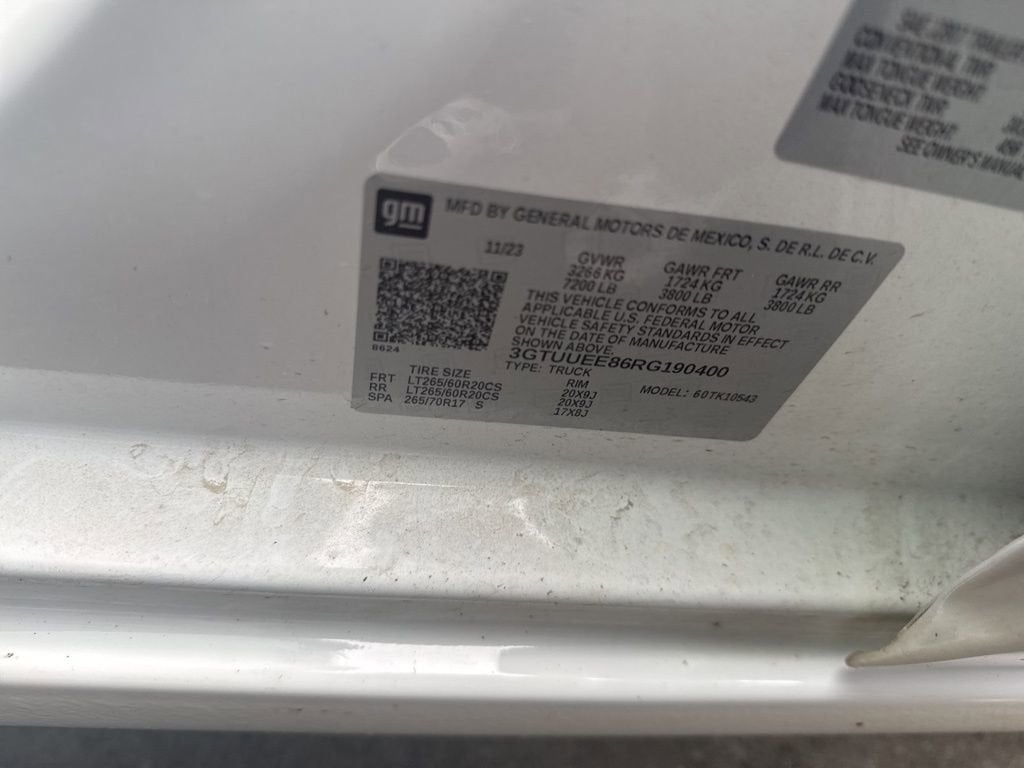 2024 GMC Sierra 1500 AT4