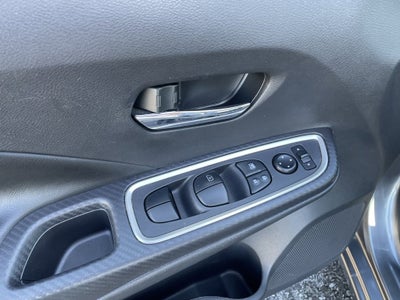 2023 Nissan Versa SR