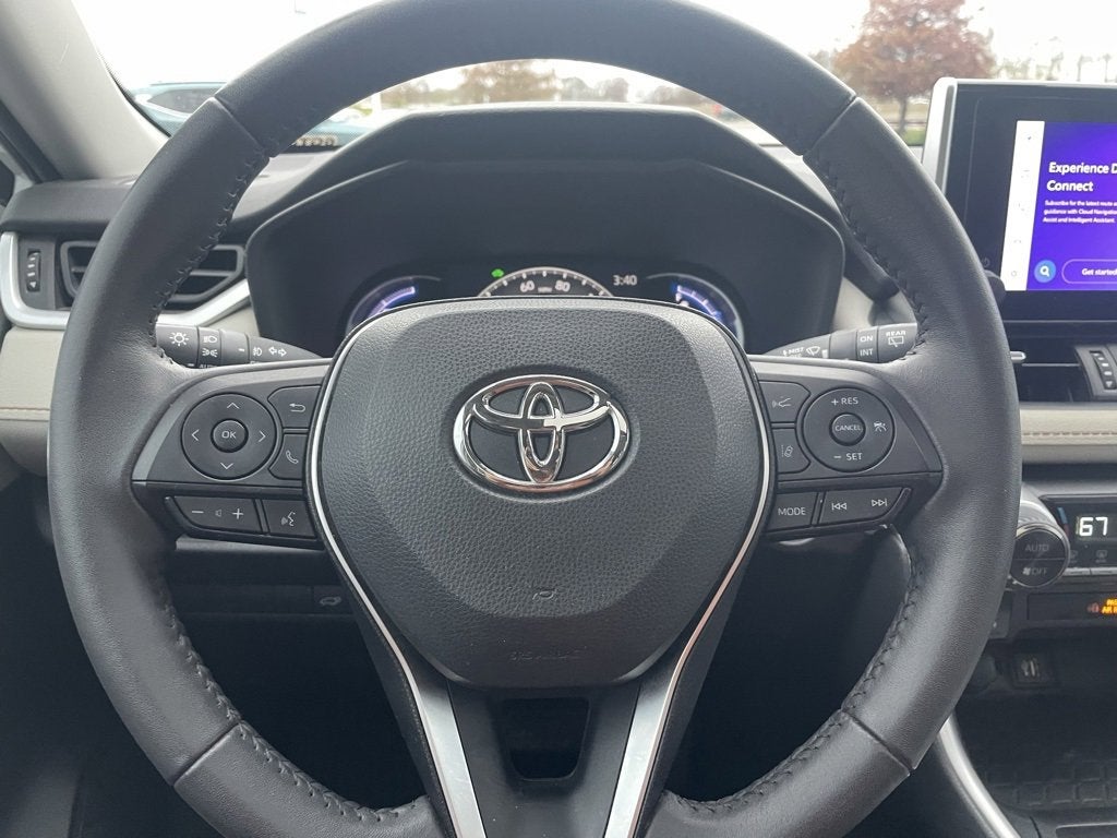 2023 Toyota RAV4 Hybrid XLE Premium