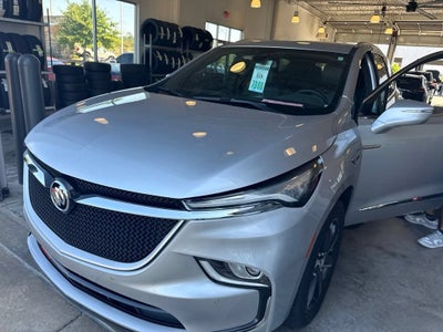 2022 Buick Enclave Essence