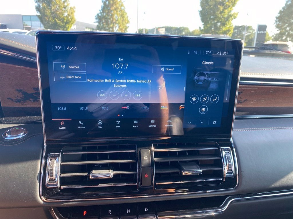 2022 Lincoln Navigator Black Label