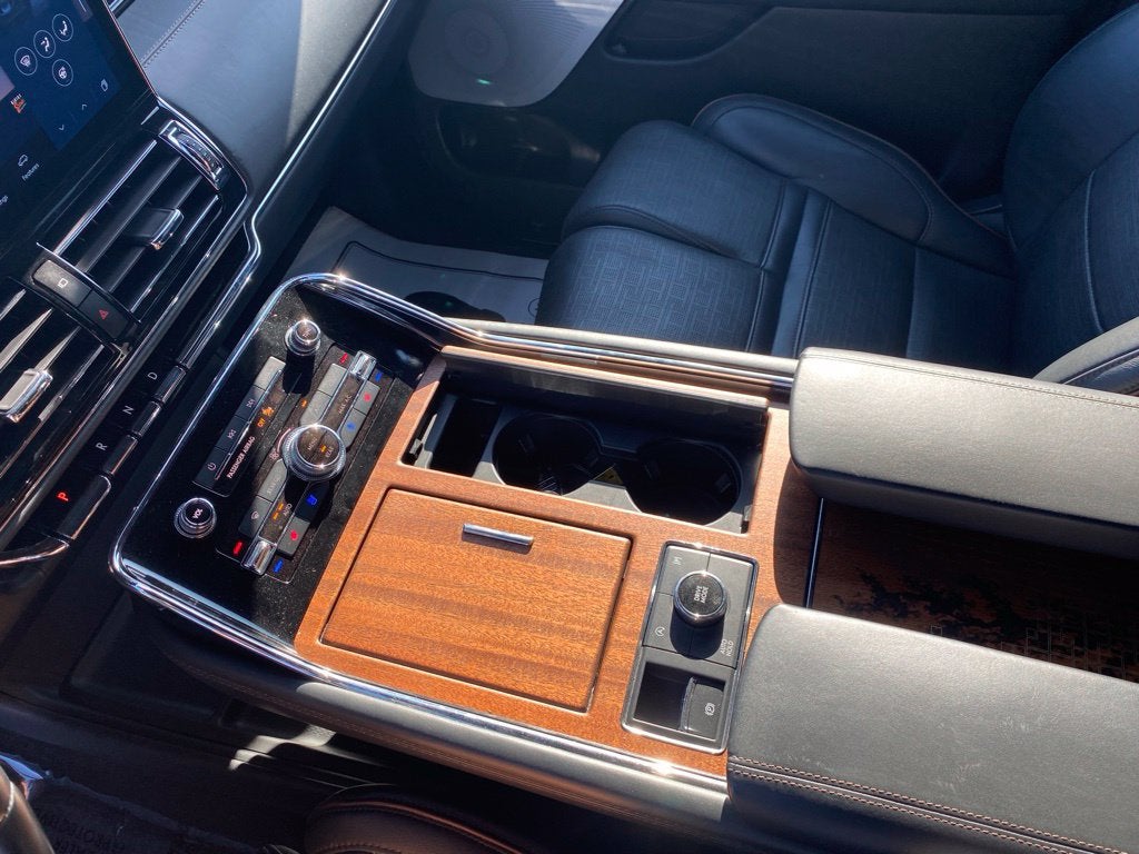 2022 Lincoln Navigator Black Label
