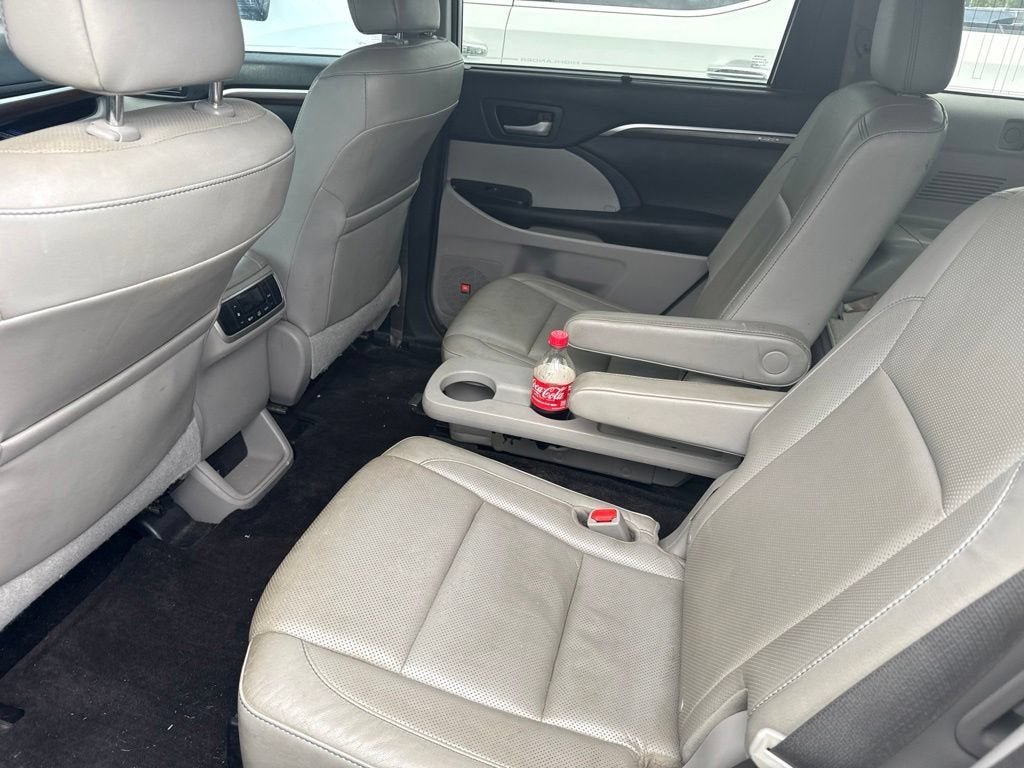 2016 Toyota Highlander Limited