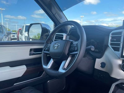 2024 Toyota Sequoia SR5