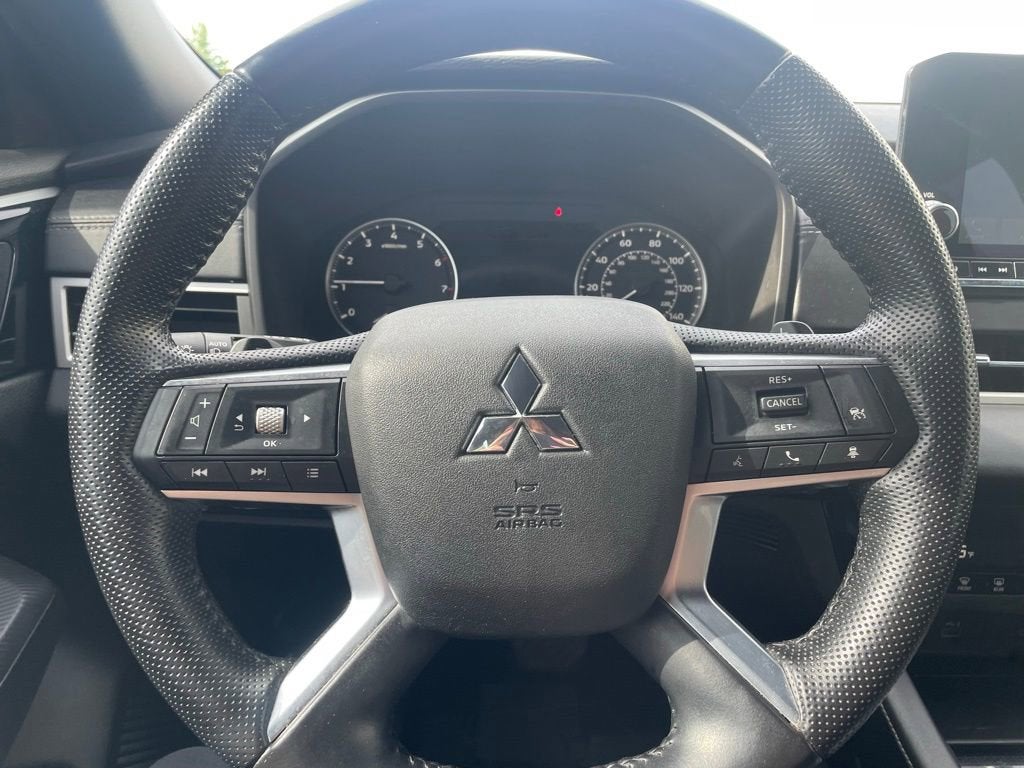 2022 Mitsubishi Outlander SE