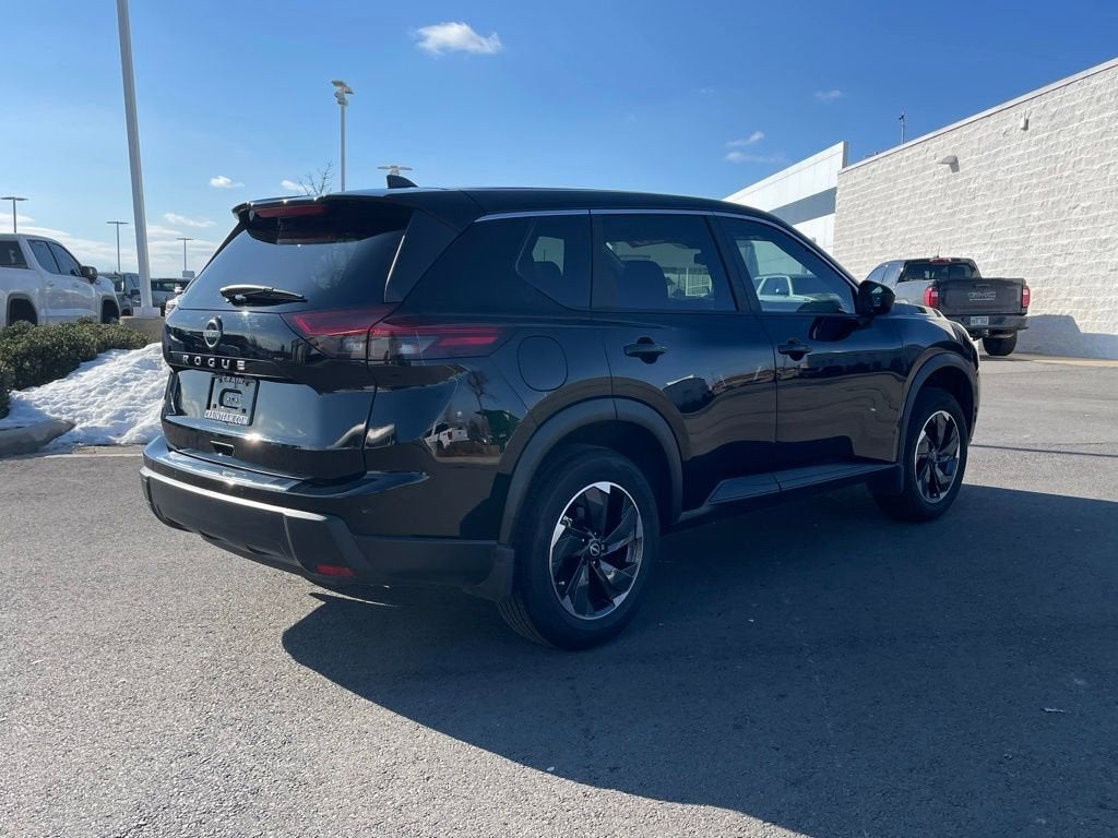 2025 Nissan Rogue SV