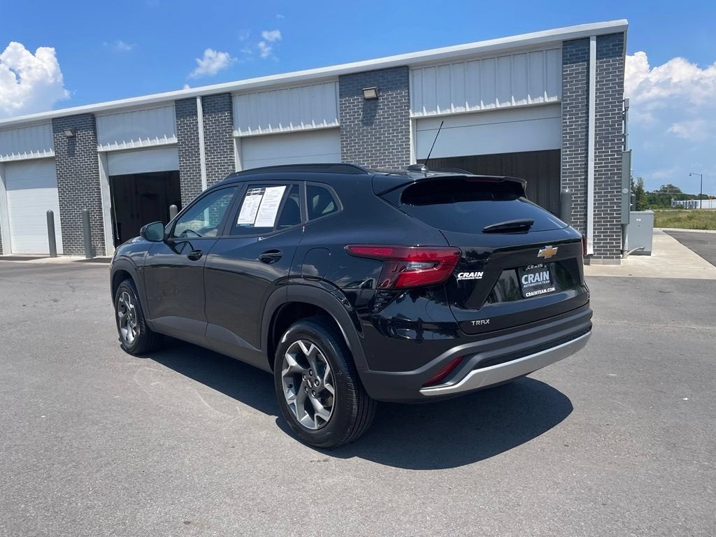 2025 Chevrolet Trax LT