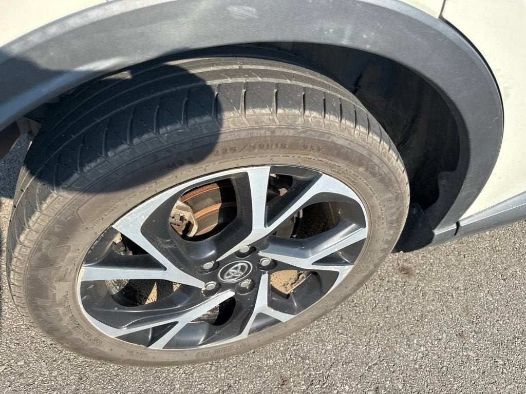 2018 Toyota C-HR XLE