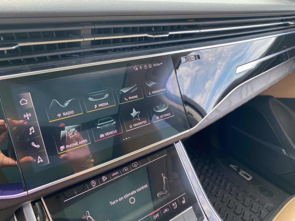 2021 Audi Q7 Premium Plus