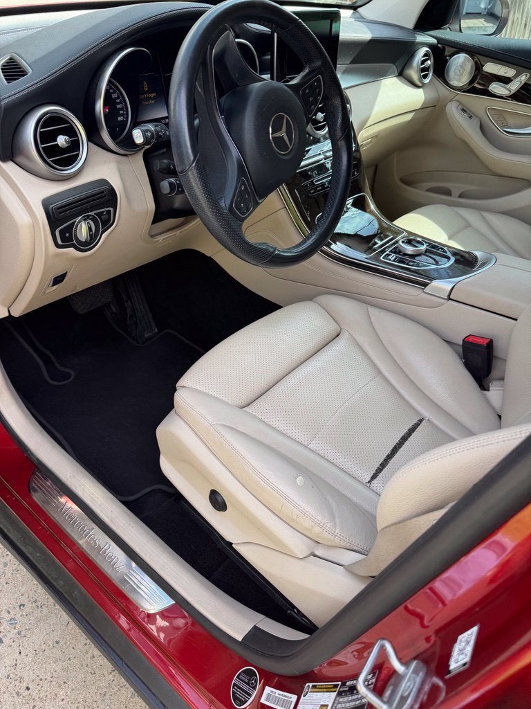 2019 Mercedes-Benz GLC GLC 300