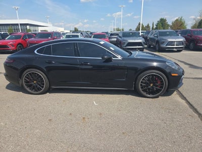 2018 Porsche Panamera Turbo