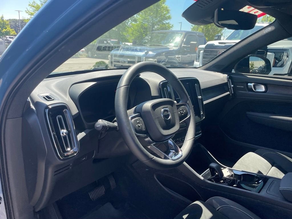 2023 Volvo C40 Recharge Pure Electri Ultimate